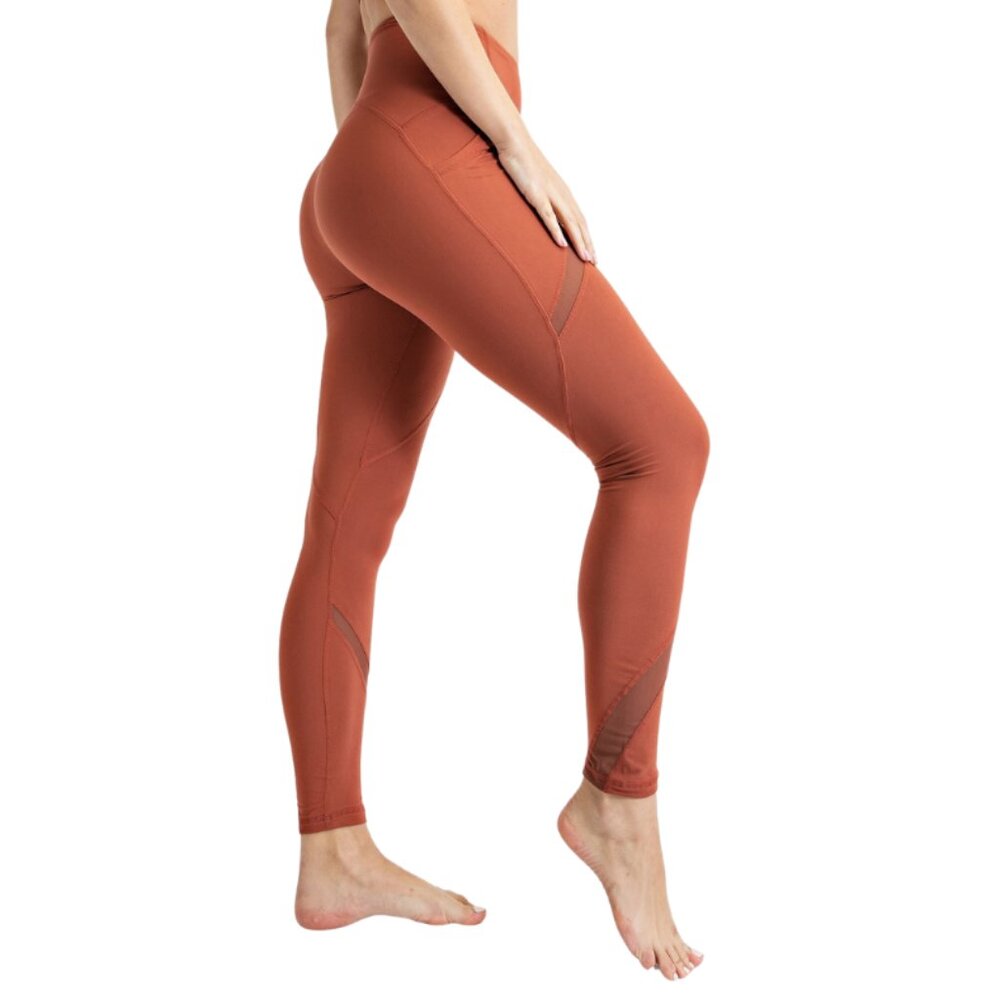 ✨5/$25✨Mesh Full Length Leggings in Terracotta